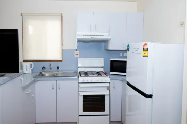 1 Bedroom Basic Kitchen 1
