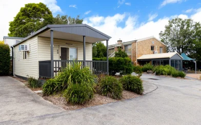 1 bedroom standard - 1 BR Standard Exterior 3