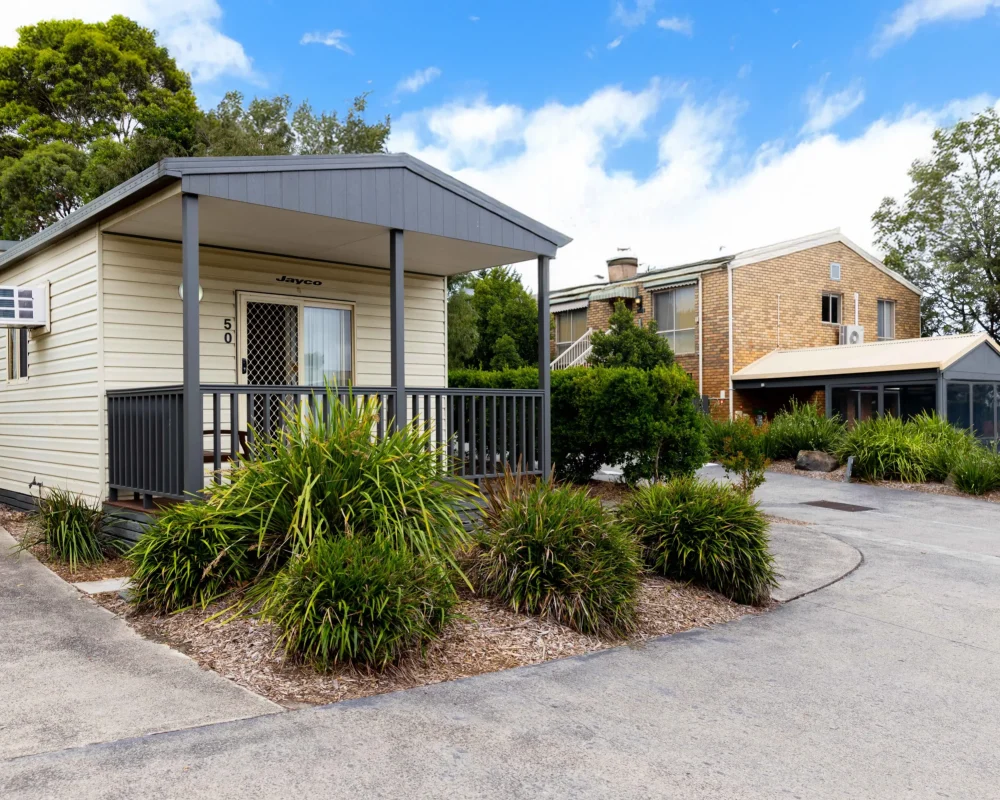 1 bedroom standard - 1 BR Standard Exterior 3