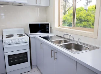 1 bedroom deluxe apartment - Airport Tourist Village Tullamarine (November 25th, 2024) 96