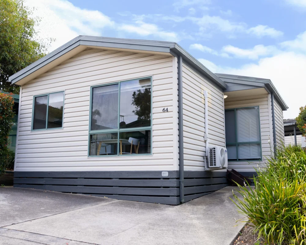 2 Bedroom Budget Exterior 3