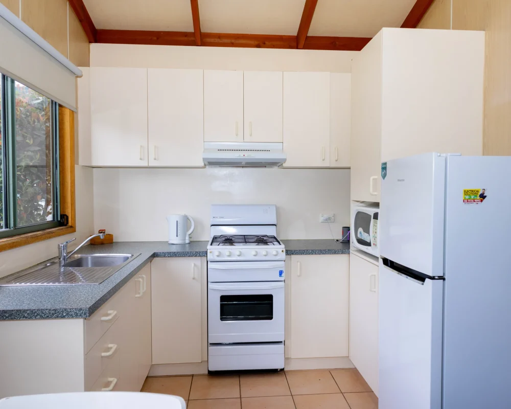 2 Bedroom Budget Kitchen 4