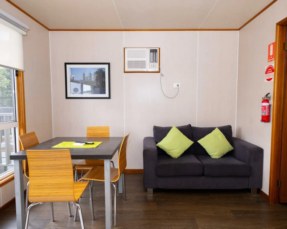 2 bedroom standard cabin - Airport Tourist Village Tullamarine (November 25th, 2024) 82